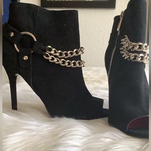 Charles Jourdan Black Suede Hills